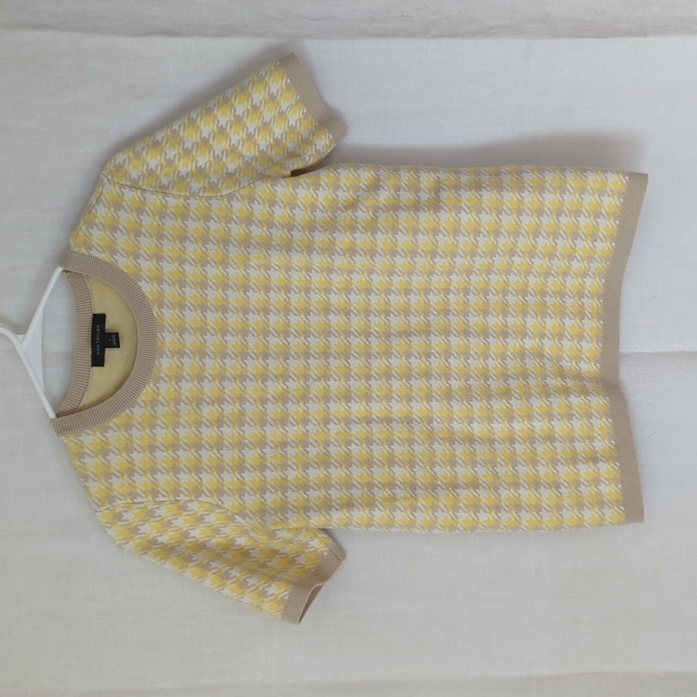 Ann Taylor Yellow Beige Houndstooth Short Sleeve Sweater Size Small